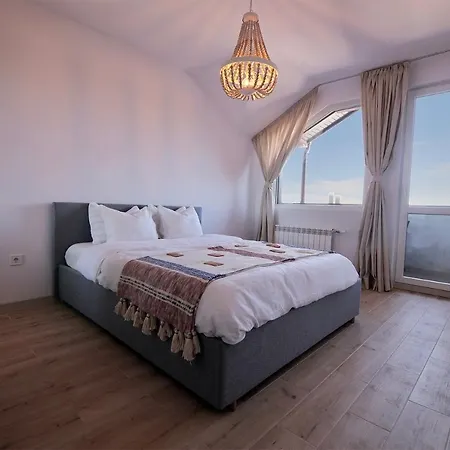 Apartament Pinewood *